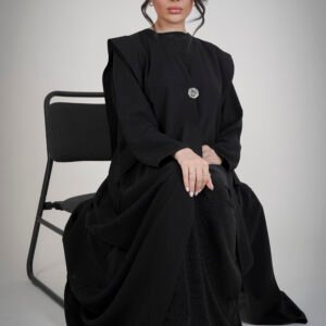 عباية سوداء واسعة