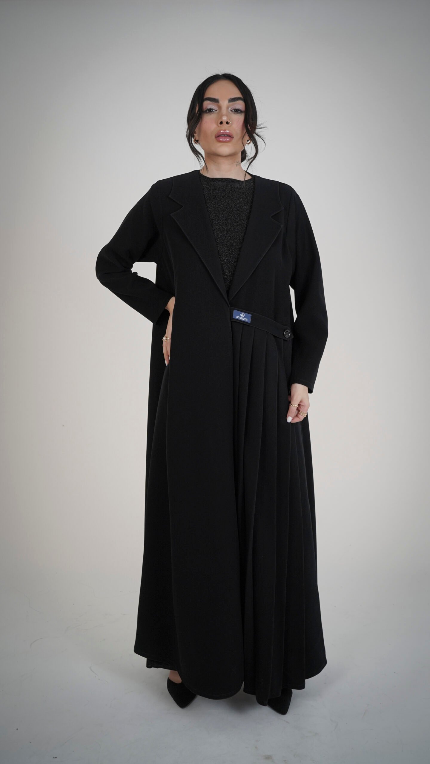 عباية سوداء سادة